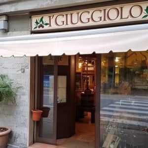 Furto al ristorante Il Giuggiolo, fuggono con 3 mila euro