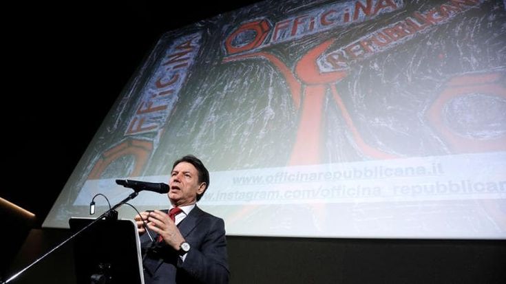 Dai socialisti ai repubblicani, la tela di Conte tra i cespugli