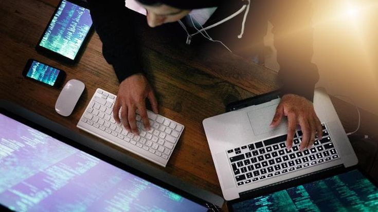 Parte la rivoluzione cyber contro gli attacchi informatici ma le imprese arrancano