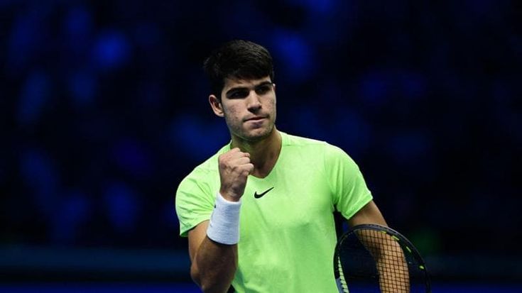 Atp Finals, Alcaraz batte Rublev e resta in corsa. Medvedev già in semifinale
