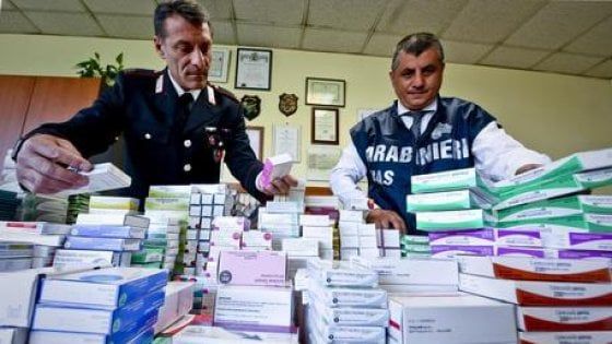 "Troppi farmaci contraffatti, servono norme più severe"