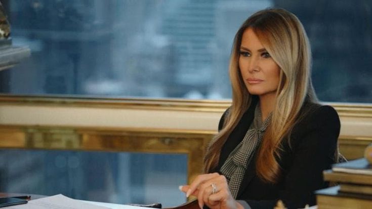 Spinotti: “Sul set ho tolto tutti i filtri a Melania. Spero che Hollywood mi perdoni”