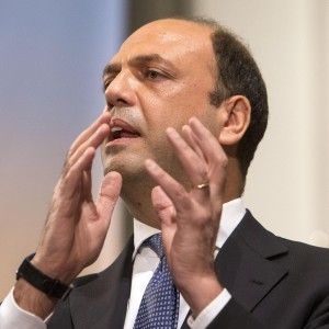 Alfano: "Inchiesta sull'utilizzo della scorta di Scajola"