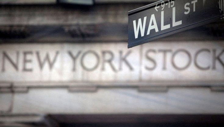 Le Borse di oggi, 24 giugno. I listini Ue chiudono di corsa al traino di Wall Street. Lagarde: "Agiremo contro inflazione alta"