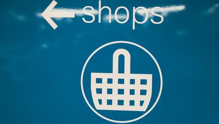 ChatGPT consiglia un negozio falso: come l'IA è diventata complice involontaria di una truffa