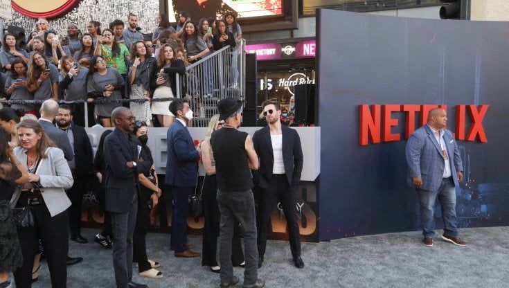Netflix sceglie Microsoft per il rilancio: sarà il gestore della piattaforma di pubblicità sul servizio streaming