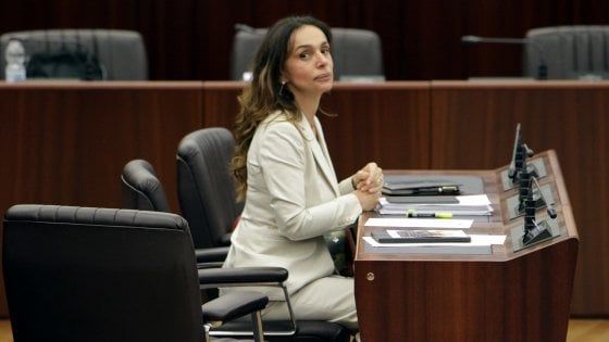 Studiare la caccia nelle scuole, la proposta della consigliera di Fratelli d'Italia