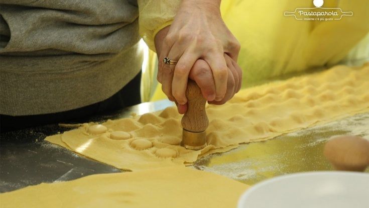 Pastaparola: a Fidenza il laboratorio che dà un futuro ai ragazzi con disabilità 