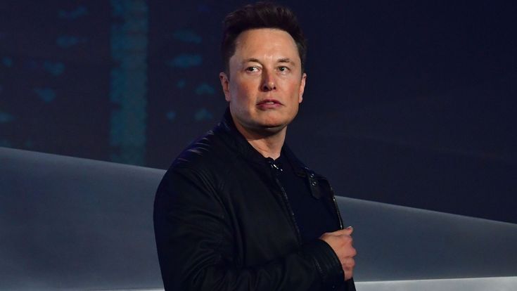 Elon Musk: il ritorno di “Mister Tesla”. Dall’incubo bancarotta a un gruppo da 100 miliardi