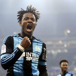 Mercato, il domino delle punte: Bacca via, Juve su Batshuayi