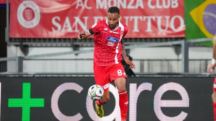 Il Palermo abbraccia Hernani e molla la pista Luvumbo