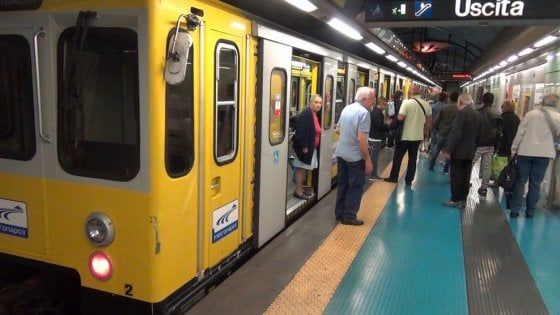 Metropolitana di Napoli: ferma la linea 1