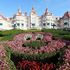 Disney vuole tutto il parco di Parigi: subentra al principe saudita e lancia Opa