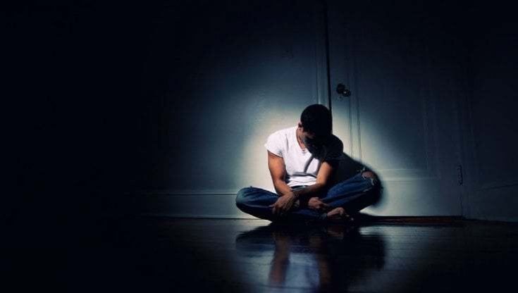 Affidato al Comune il 15enne salvato dalla sfida social mortale: ma i giudici chiedono un percorso di sostegno anche per i genitori
