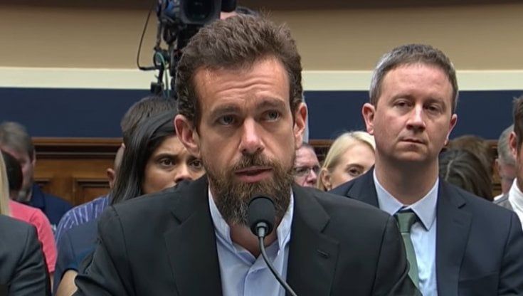 Twitter, il cofondatore Dorsey lascia il cda. Causa di alcuni soci contro Musk: "Ha manipolato il mercato"