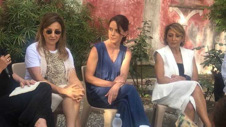 "La comicità siciliana è amara": Caterina Guzzanti, Minaccioni e Signoris ospiti del Tao Film Fest