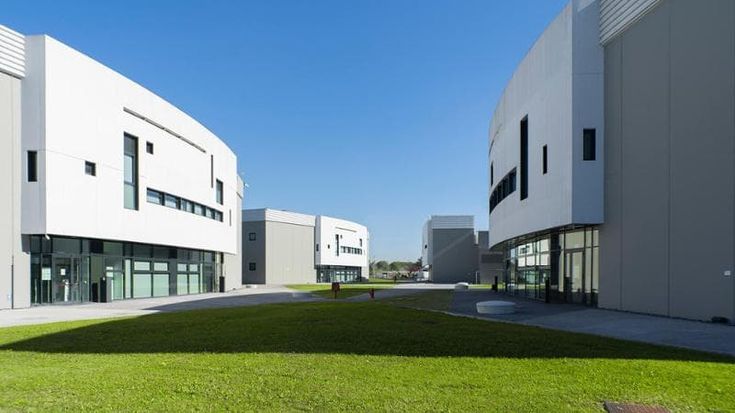 Dentro il data center di Cornaredo, il campus dove sono custodite le nostre vite digitali
