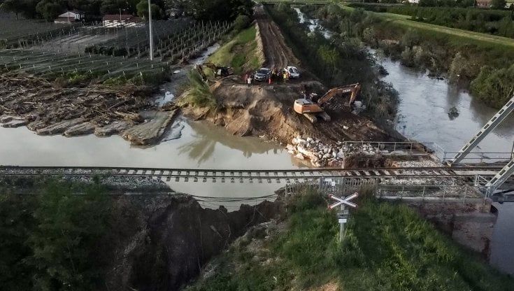Quel reticolo di affluenti e torrenti che ha sommerso mezza regione e allagato 42 comuni: ecco perché