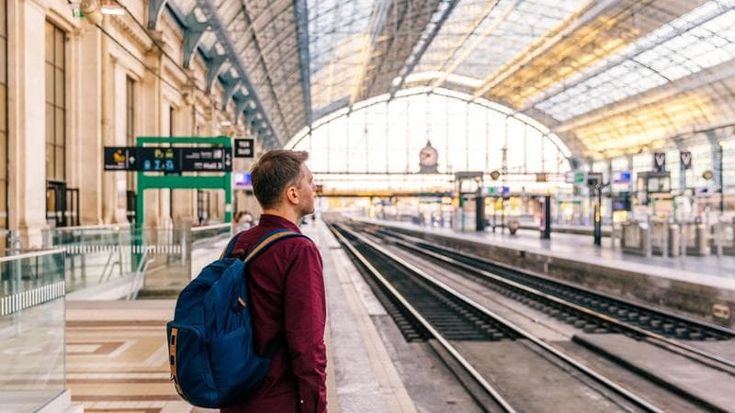 Viaggi: quando autobus e treno rappresentano un’alternativa migliore rispetto all’aereo