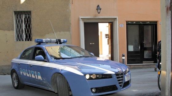 Foggia, svaligiata la casa di un commerciante: bottino da 200mila euro