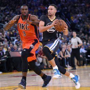 Basket Nba, Golden State stende anche Oklahoma. San Antonio piega i Lakers
