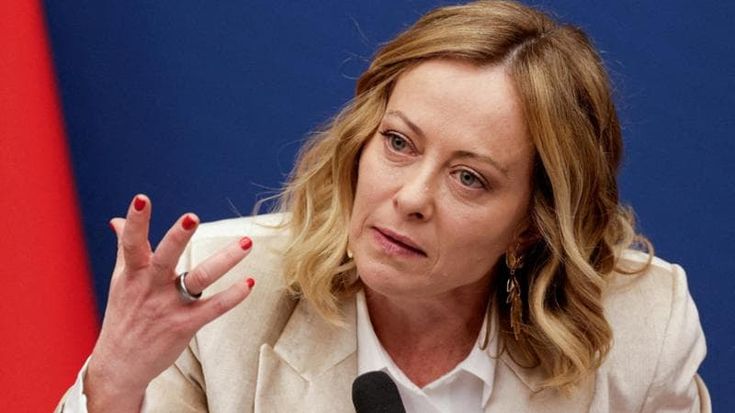 Bufera sul caso Almasri, il governo non va in aula e il Parlamento si blocca
