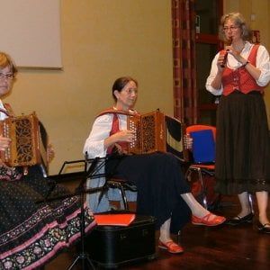 Dilune alla Cascina Roccafranca, Old Black Review al Blah Blah