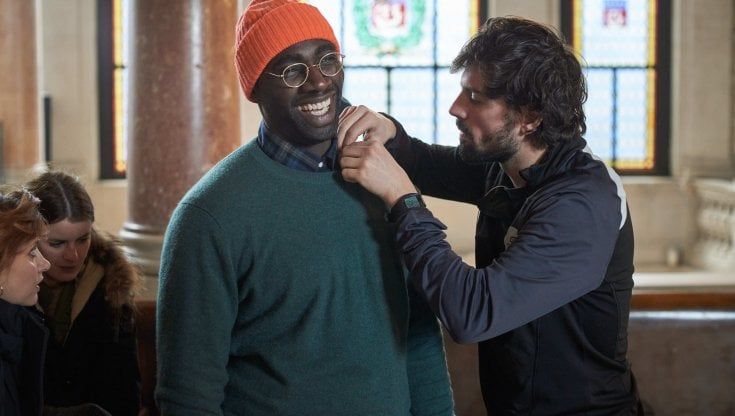 Colpo grosso sul set di Netflix: furto da 300 mila euro durante le riprese del nuovo 'Lupin'