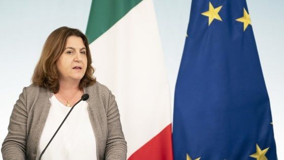 Coronavirus, accordo Governo-Abi: le banche anticiperanno la Cassa integrazione ai lavoratori