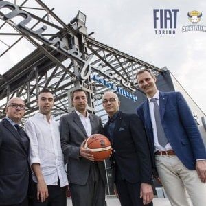Basket, Torino a coach Banchi: "Sogno wild card per l'Europa"
