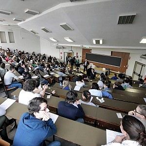 Concorso Medicina, ecco l'errore. Ma sulla soluzione rischio valanga di ricorsi