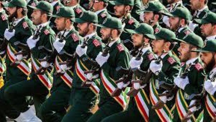 Quei voli fra l'Iran e la Russia per aggirare le sanzioni: i sospetti dell'intelligence occidentale sui Guardiani della Rivoluzione