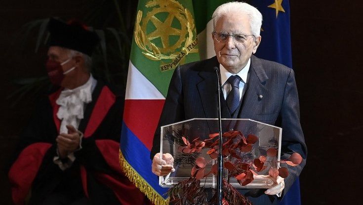 Presidente della Repubblica, proposta di legge di Zanda e Parrini per evitare il bis (e cancellare il semestre bianco)