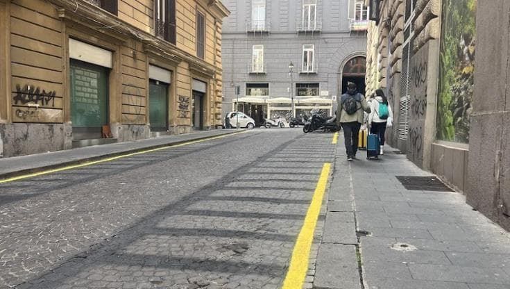 Piazza Municipio, cambia il cantiere in via Vittorio Emanuele III: stop a cento posti scooter