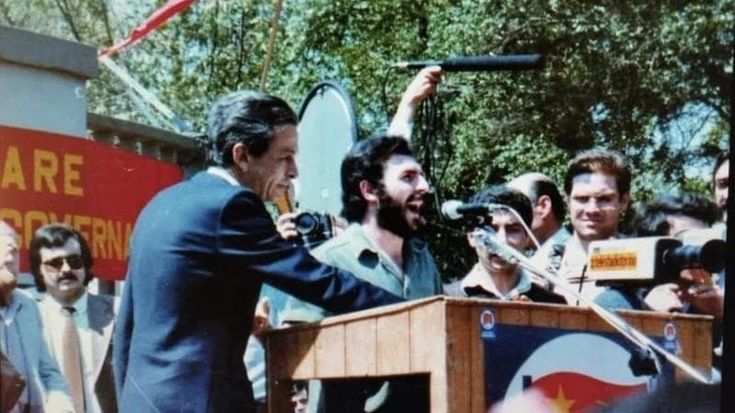 “Che ricordo quella mia foto con Berlinguer a Mirafiori, lui sì che parlava con gli operai”