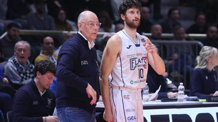 La Fortitudo batte Torino e il mal di trasferta: prima in classifica per una notte