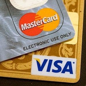 Boom dei pagamenti digitali, 2015 da record con un balzo del 10% 