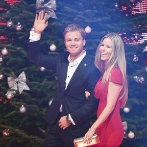 Formula 1, Lauda contro Rosberg: "Il suo ritiro ci fa sembrare degli idioti"