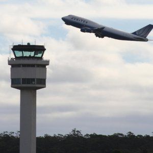 "Qui torre di controllo", ma all'interno non ci sono esseri umani
