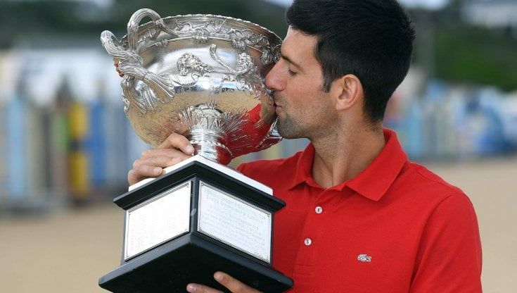 Tennis: Djokovic insidia Nadal e Federer, chi è il più grande di tutti i tempi?
