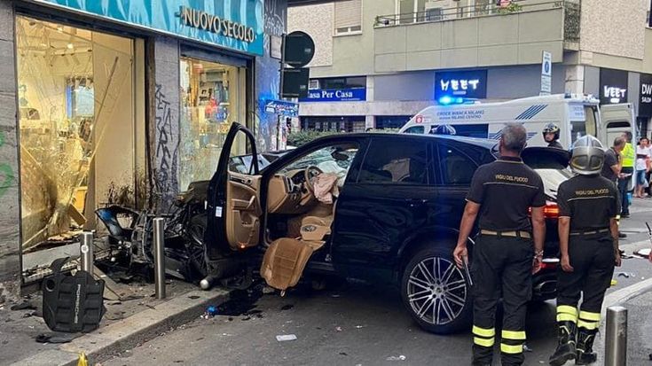Schianto in Chinatown a Milano, morti marito e moglie finiti col Suv contro la vetrina di un negozio
