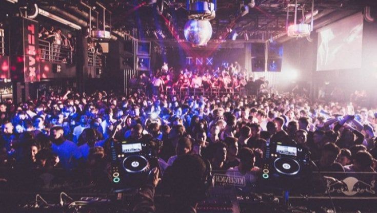 Tenax sbarca a Bari con un'accademia per dj: al via un corso di 9 settimane all'Officina degli esordi