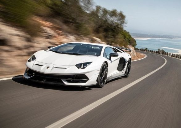 Lamborghini Aventador SVJ