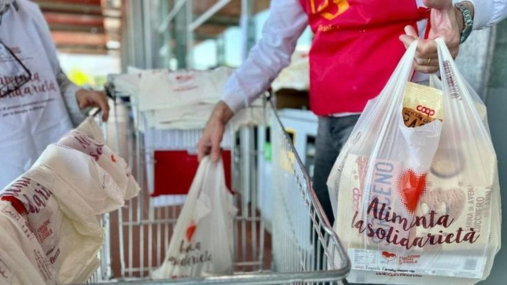 Raccolta alimentare, 193 tonnellate di generi alimentari donati in sette province toscane