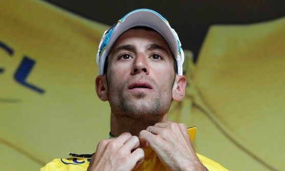 Nibali al Sestriere per l'80esimo compleanno della stazione sciistica