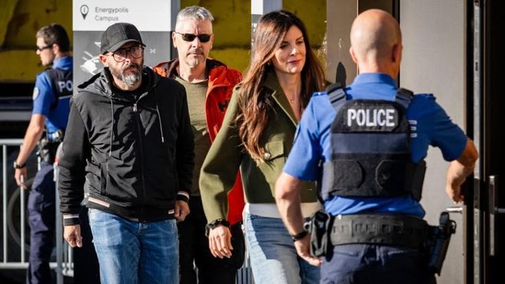 Crans-Montana, la chat inchioda i Moretti: “Attenti, il locale può bruciare”