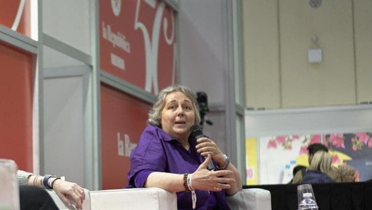 Salone del libro, Braidotti e&nbsp;Serughetti: "Ecco perché quella di Giorgia Meloni non è una storia di femminismo"