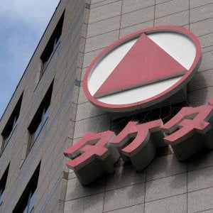 Farmaceutica, maxi-acquisizione della giapponese Takeda: compra l'irlandese Shire per 52 miliardi