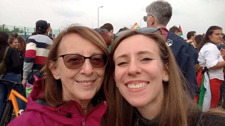 La mamma al corteo per la Palestina: “In piazza con le mie due figlie per dare testimonianza”