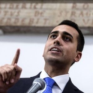 Ex Irisbus, presidio dei lavoratori al Mise: "Tempo scaduto, Di Maio agisca"